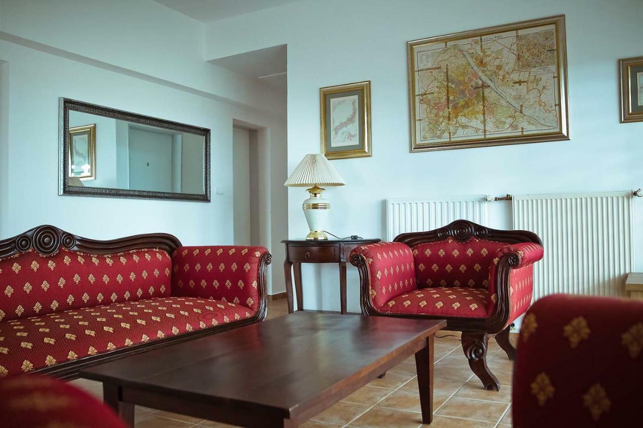 Koi Apartman บาลาโตนัลมาดี ภายนอก รูปภาพ