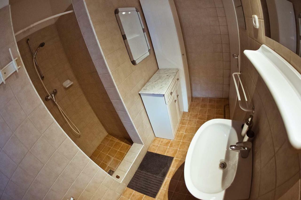 Koi Apartman บาลาโตนัลมาดี ภายนอก รูปภาพ